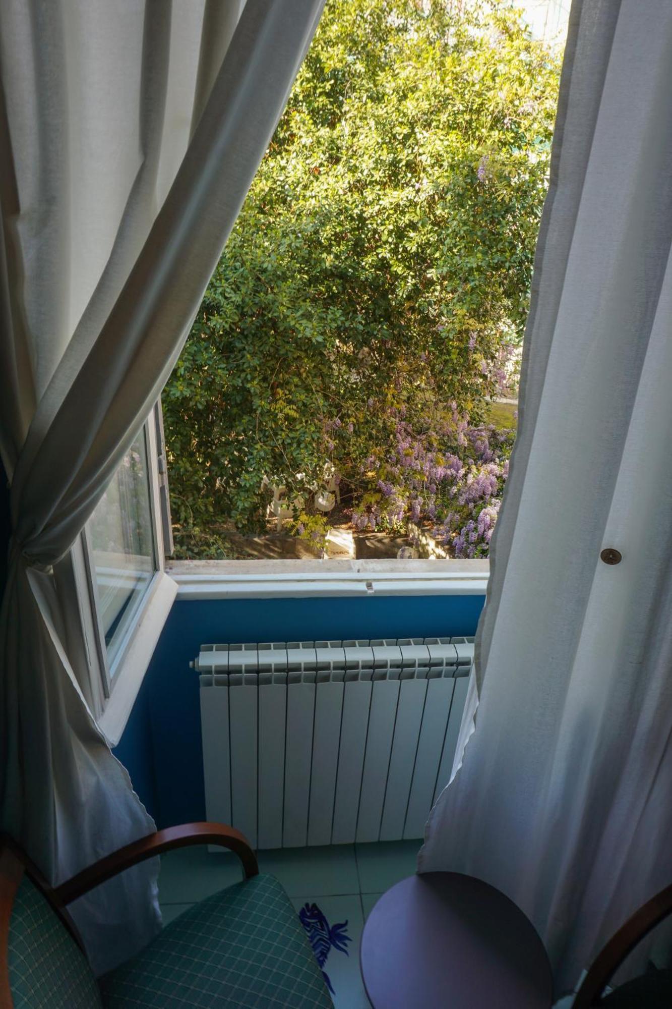 Tarshito Gallery House * Roma